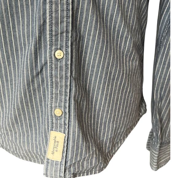 Abercrombie & Fitch Muscle Denim Striped Button Up Shirt Men's Size S Irregular - Picture 4 of 11